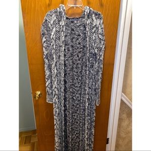 Kendall and Kylie Long Knit Cardigan M/L